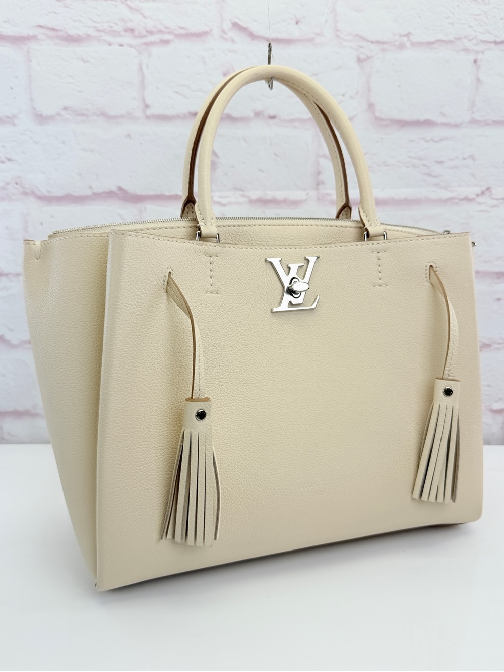 Louis Vuitton Calfskin Lockmeto Cream Beige